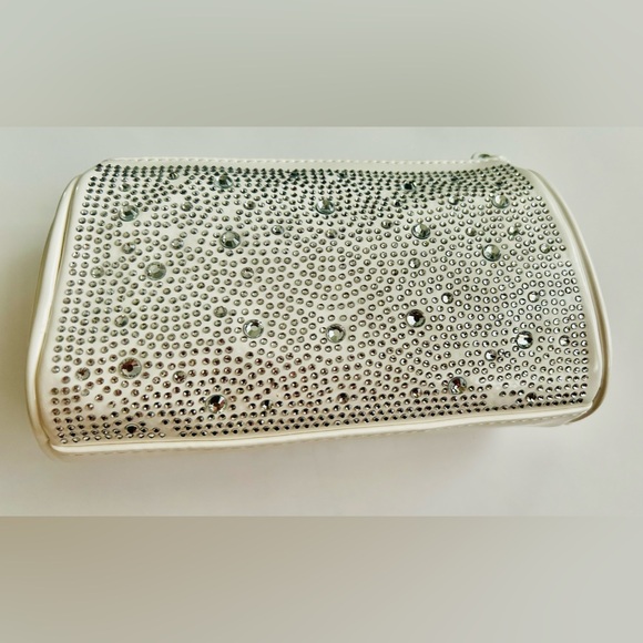 Steve Madden Handbags - New White Steve Madden Clutch Makeup Bag iPhone Case Rhinestone Cambodia Summer